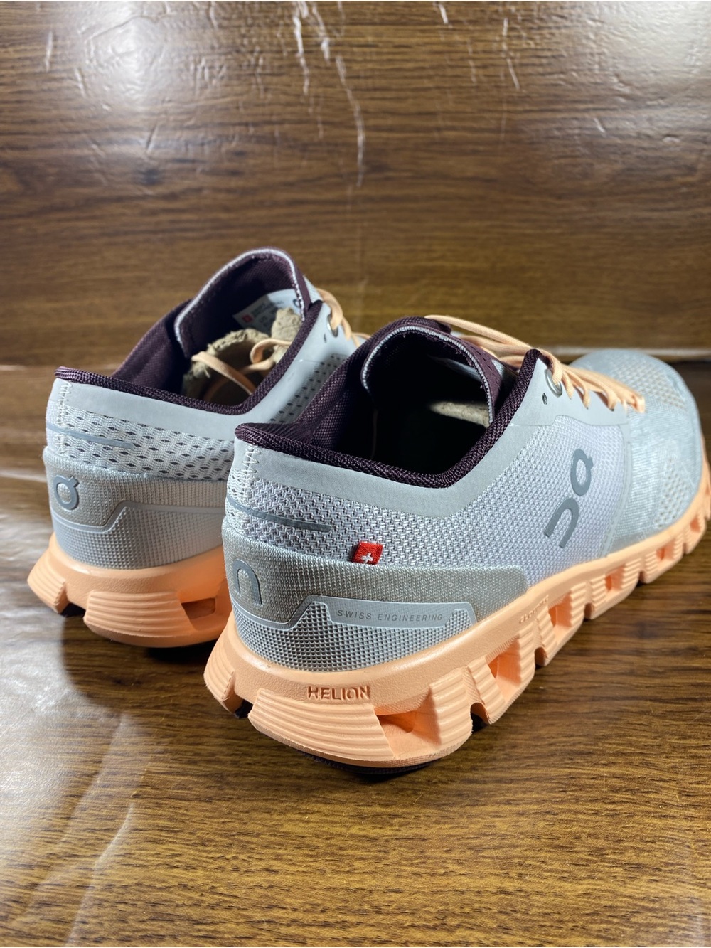 On Cloud Cloud X women’s shoe size 8.5 - Picture 2 of 14
